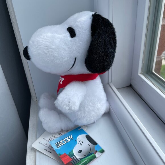 Collectible Snoopy Peanuts 8" plush stuffed animal with bandana - Picture 2 of 5